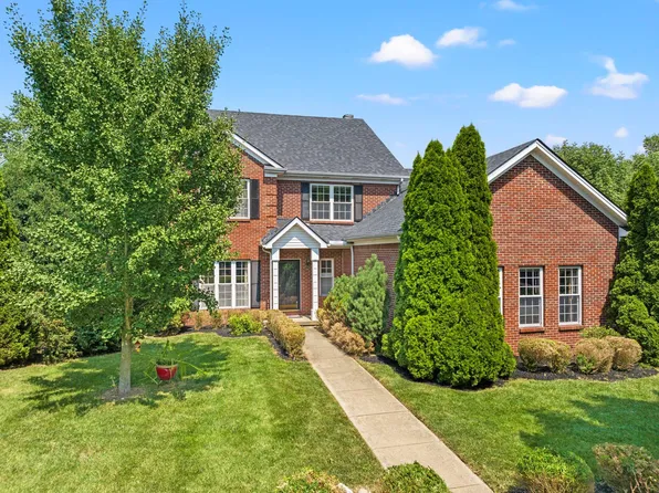 1305 Saddle Club Way, Lexington, KY 40504