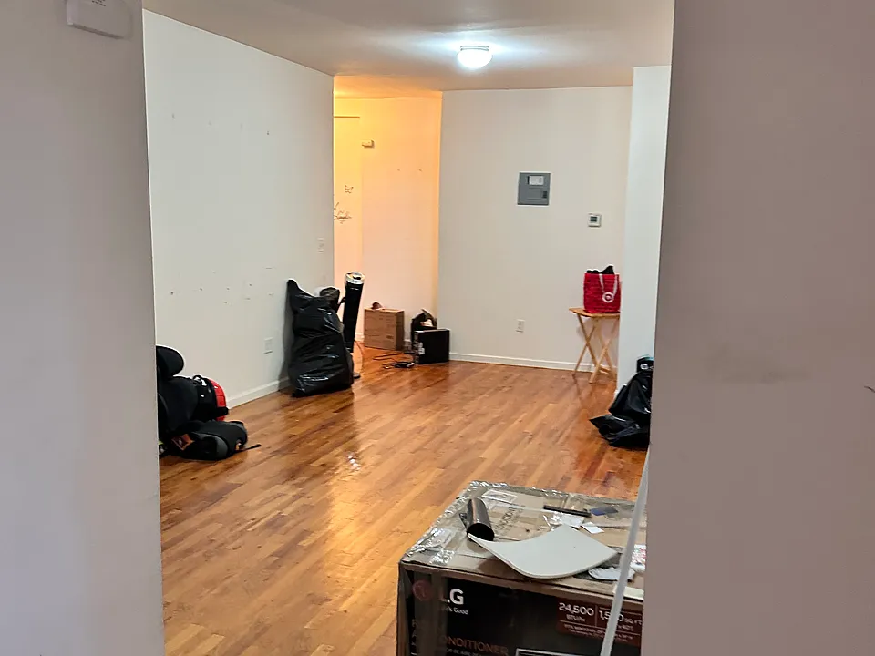 584 Union Ave #3