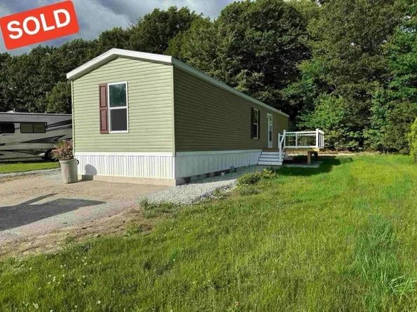24 Vaillancourt Dr, New Ipswich, NH 03071