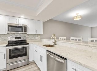 5709 Gage Ln #F-103, Naples, FL 34113