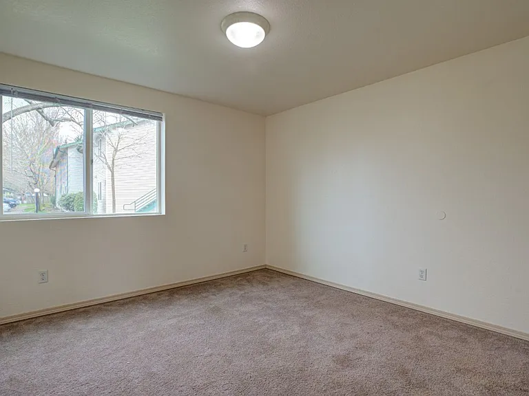 #294 FIELDSTONE APARTMENTS — Photo 42