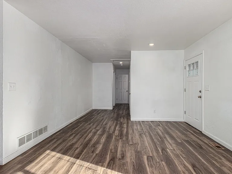 2060 W Iliff Ave — Photo 11