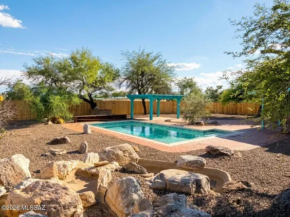 1201 W Calle Concordia, Tucson, AZ 85704