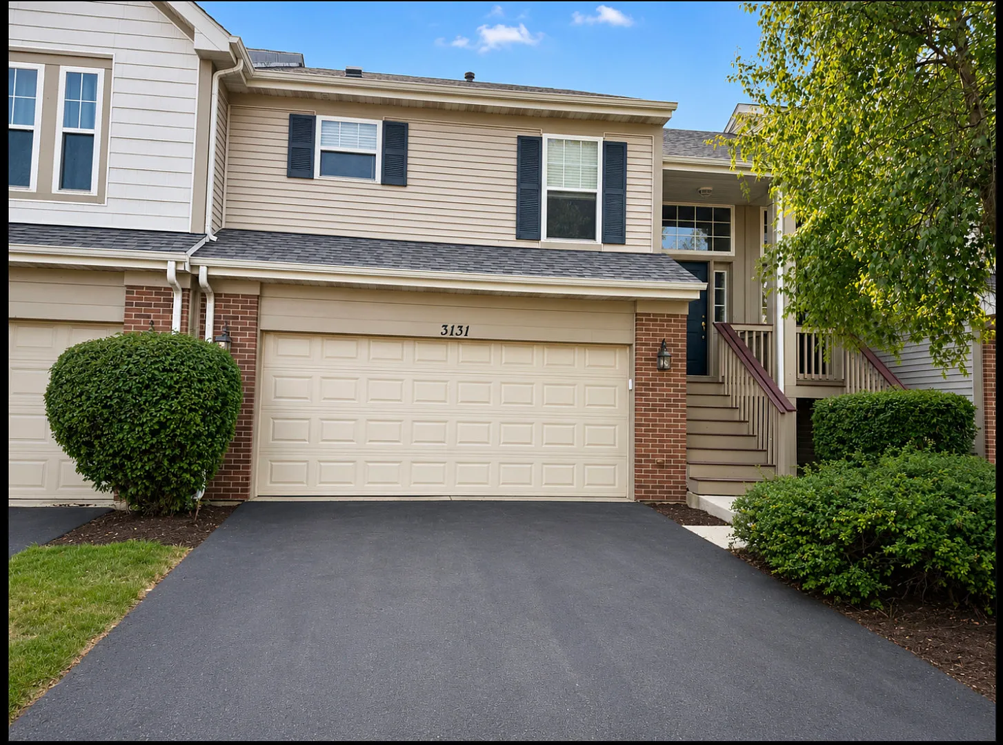 3 bed, 2.5 bath, 1853 sqft, $3,000 — Photo 1