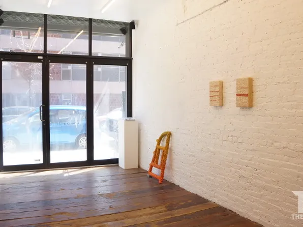 139 Norfolk image 1 of 3