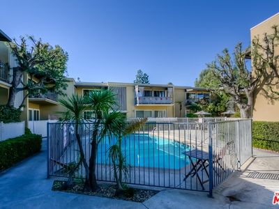 3752 Lockland Dr APT A, Los Angeles, CA, 90008