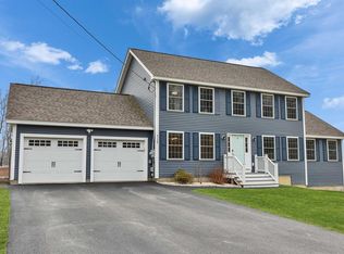 117 Timber Ridge Dr, Milford, NH 03055