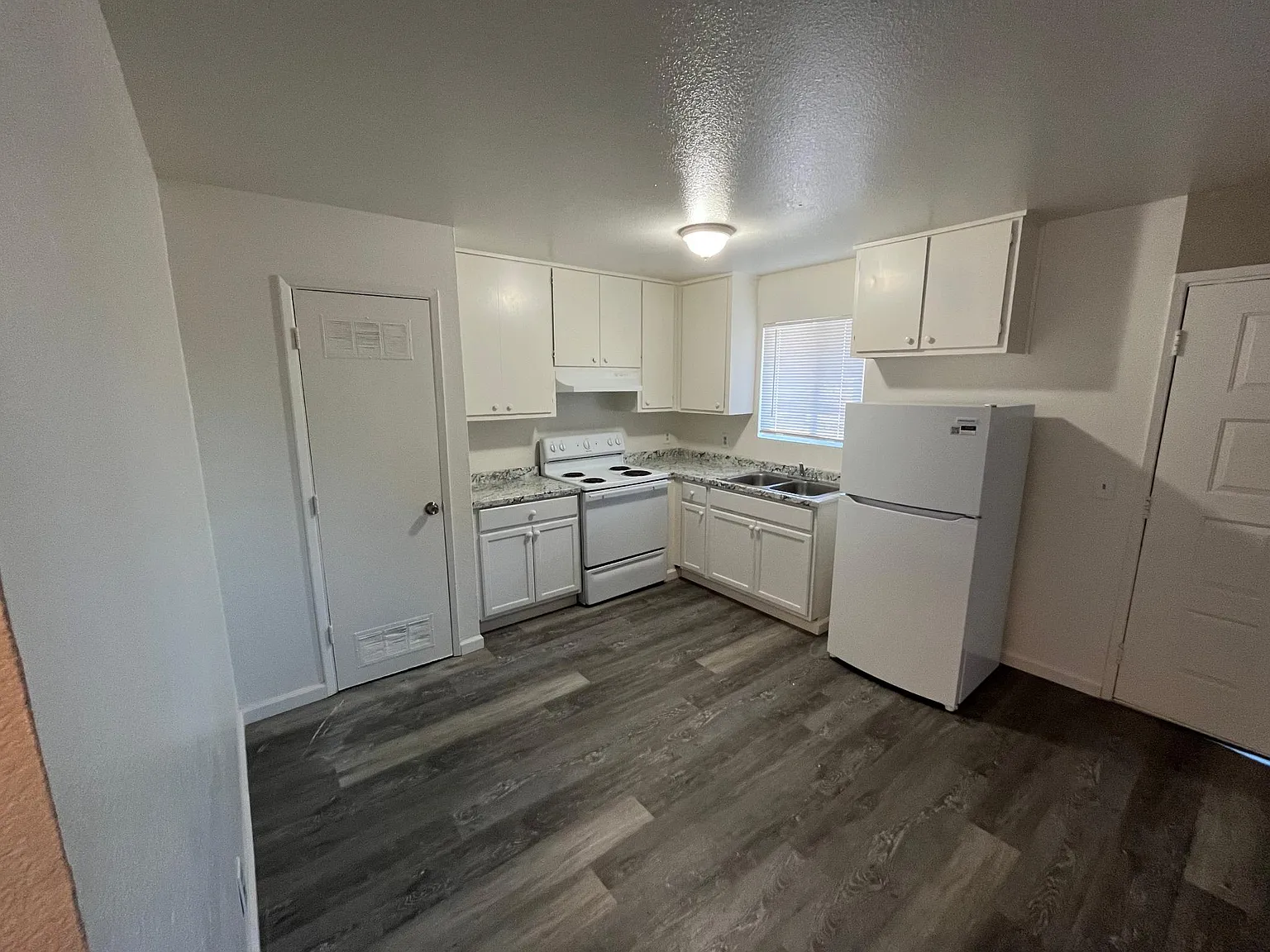 5592 Arboga Rd — Photo 4
