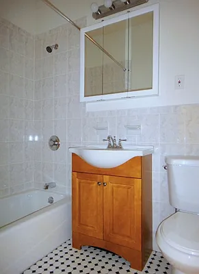 Rented by Balass Ralph, LREB | media 40