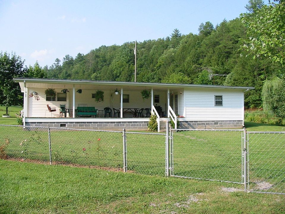 1st image of 1445 Dockery Hollow Rd