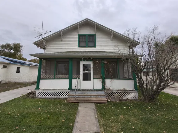 512 S 6th St, Olathe, CO 81425