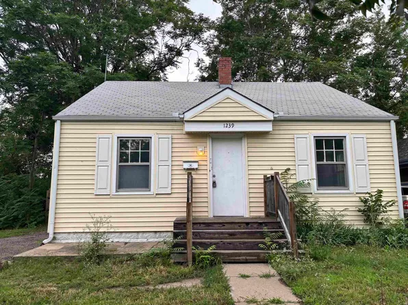 1239 S Hydraulic St, Wichita, KS 67211