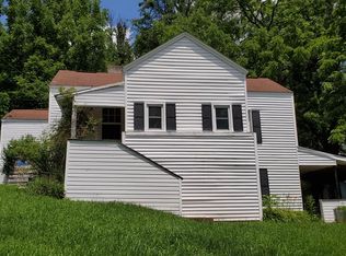 126 Tolbert St, Bluefield, VA 24605