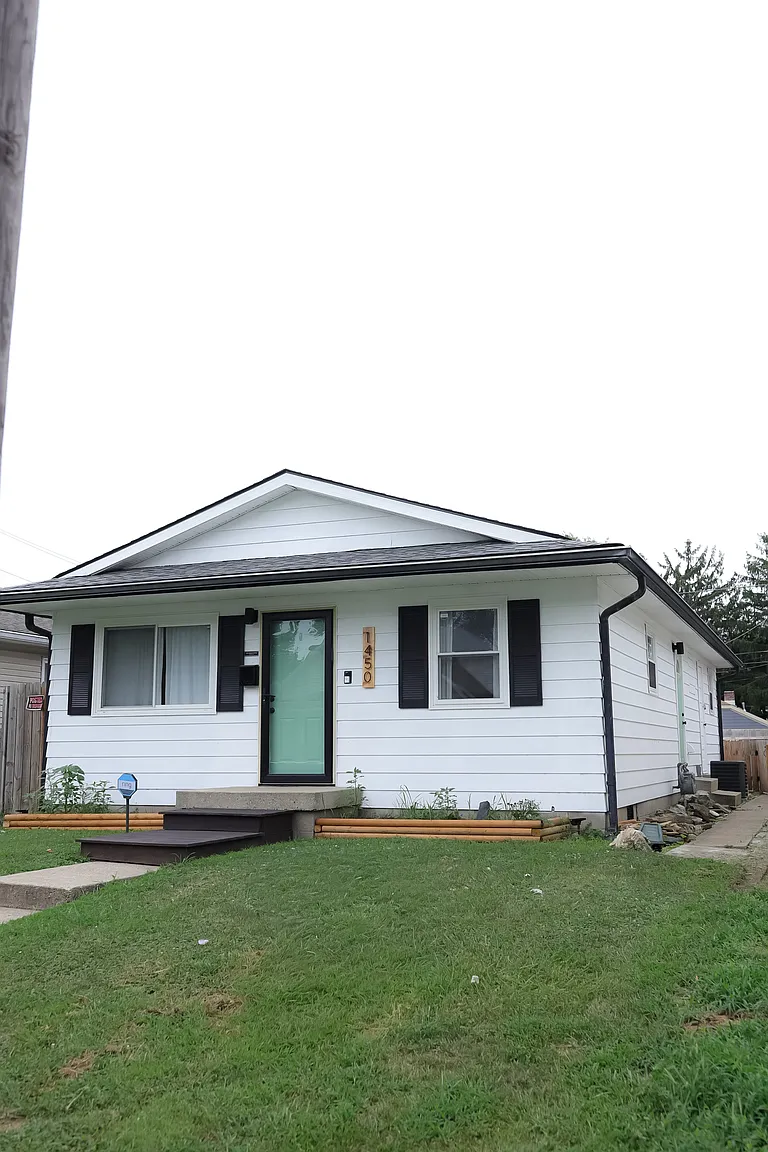 1450 Shepard St photo 1