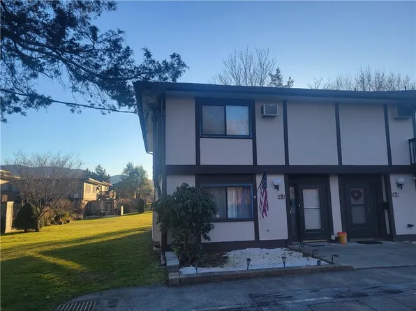 10 Millholland Drive #A, Fishkill, NY 12524