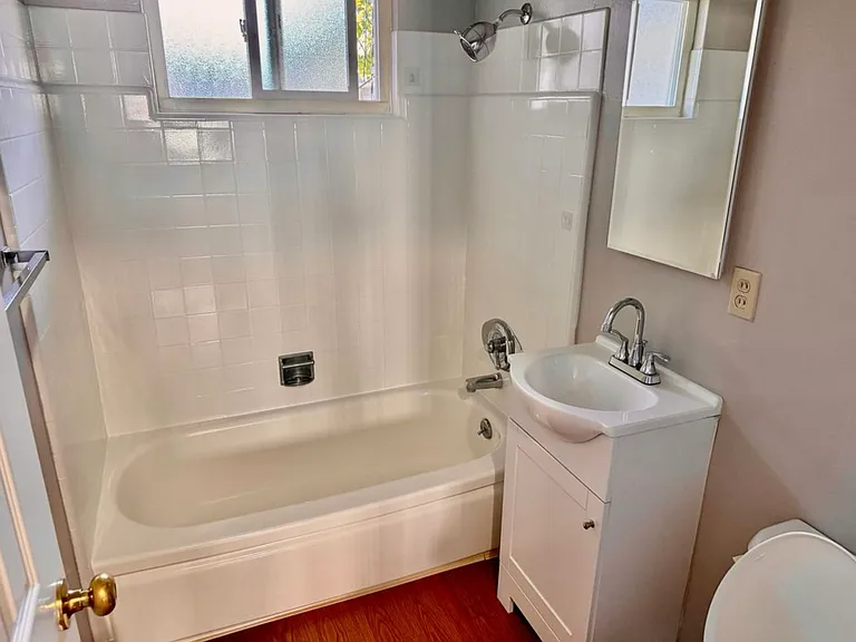 2070 Latham St #2 — Photo 6