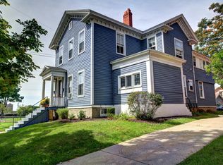225 Lyon St NE, Grand Rapids, MI 49503