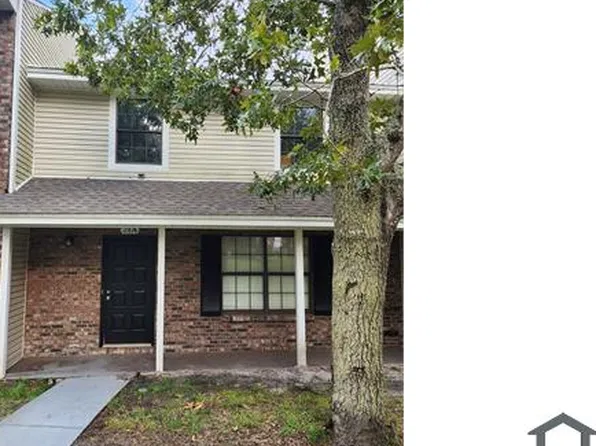 28 10th St #A, Shalimar, FL 32579