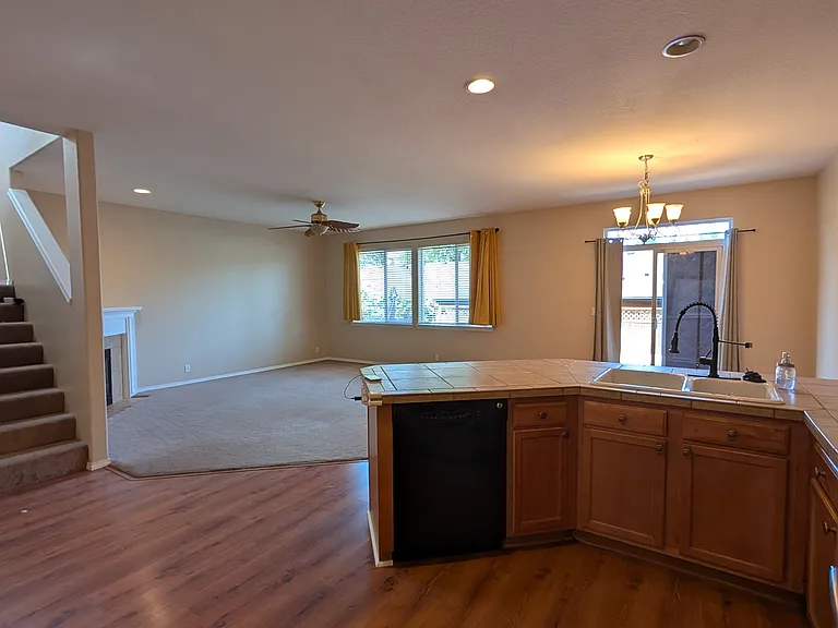 18545 SW Ping Ct — Photo 7
