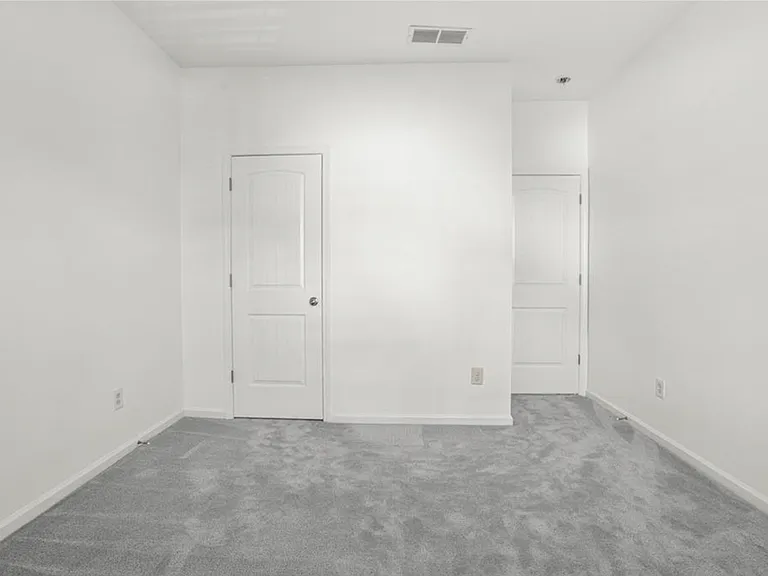 702 Barberry Dr — Photo 26