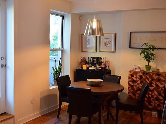 4th image of 115 Saint James Pl APT 2
