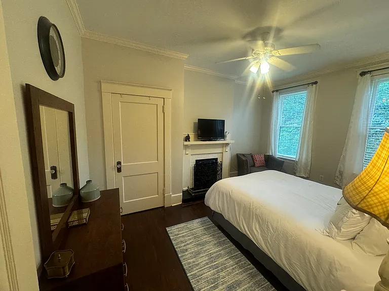 339 Whitaker St #3 — Photo 6