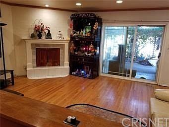 1st image of 6909 Babcock Ave