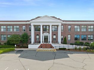90 Sea St APT 134, Weymouth, MA 02191