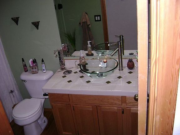 upstairs bathroom