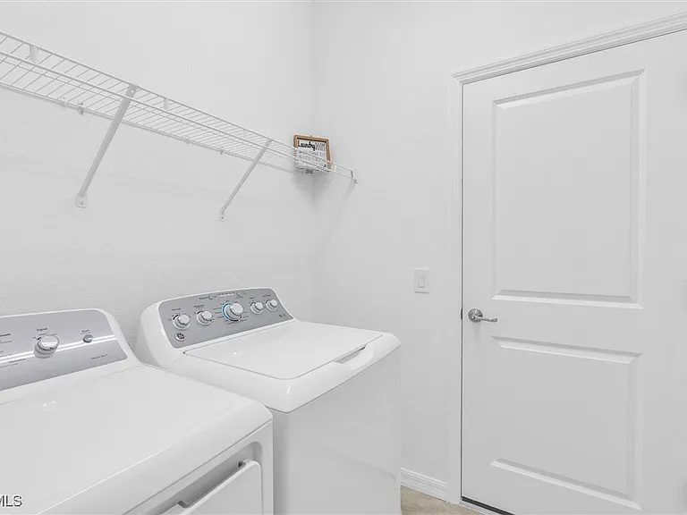 14650 Cantabria Dr — Photo 25