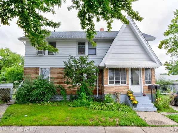 23028 Norwood St, Oak Park, MI 48237