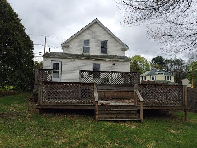 2nd image of 42 Berlin St