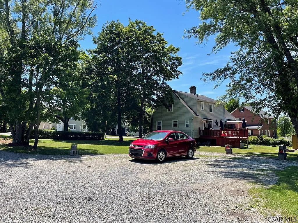 2 bed, 1.0 bath, 850 sqft, $825 — Photo 3