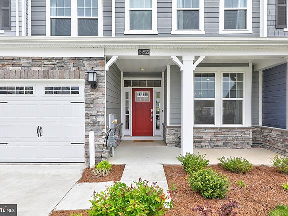 2nd image of 24255 Canoe Dr #197
