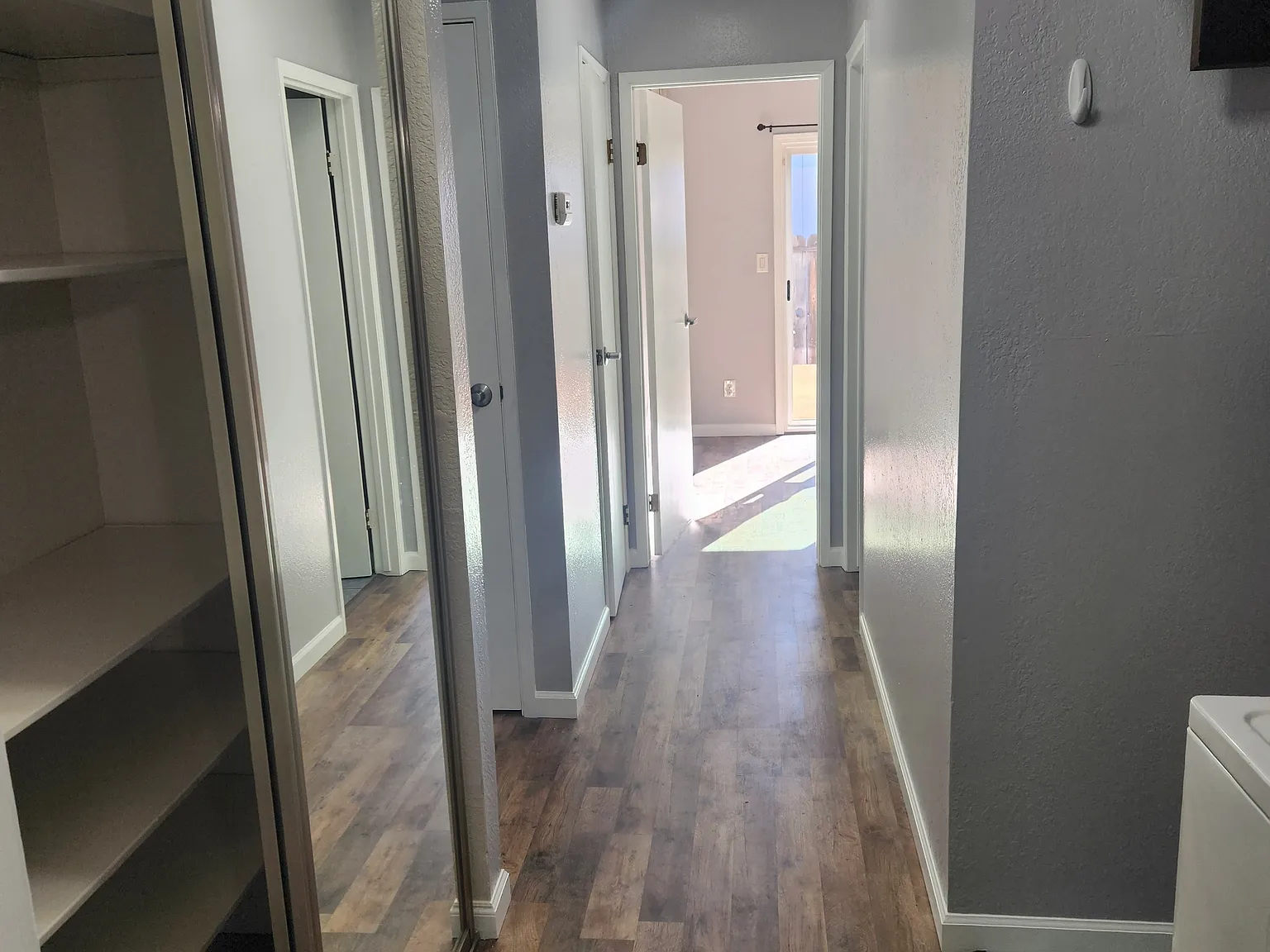 2 bed, 1052 sqft, $2,350 — Photo 3