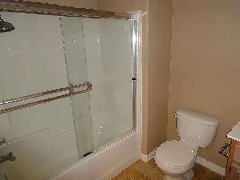 209 Riverdale Ct #546 — Photo 12