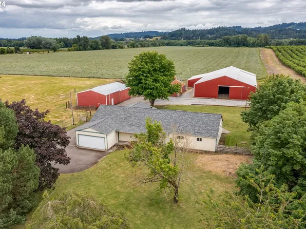 19530 NE North Valley Rd, Newberg, OR 97132