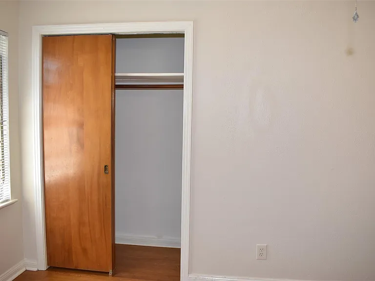 5911 Hornwood Dr — Photo 10