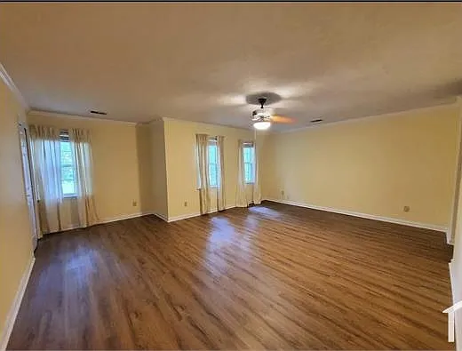 2083 Melissa Ct — Photo 15