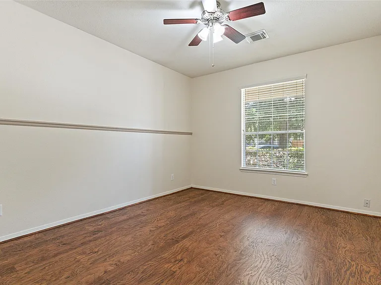 7814 Yaupon Ranch Ct — Photo 30