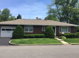 16 Columbia St, Waterford, NY 12188