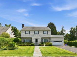 25 Brookfield Rd, Mount Vernon, NY 10552