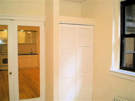 Rented by City Connections Realty | media 20