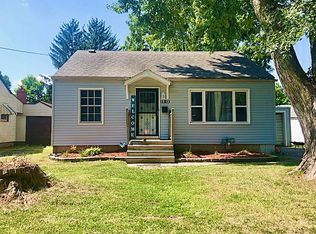 1313 14th Ave, Sterling, IL 61081