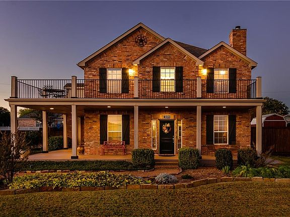 2nd image of 309 Parkwood Dr