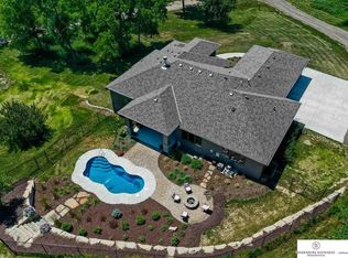 16401 S 36th St, Bellevue, NE 68123