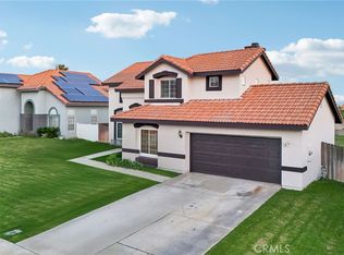 3523 N Silver Berry Dr, Rialto, CA 92377