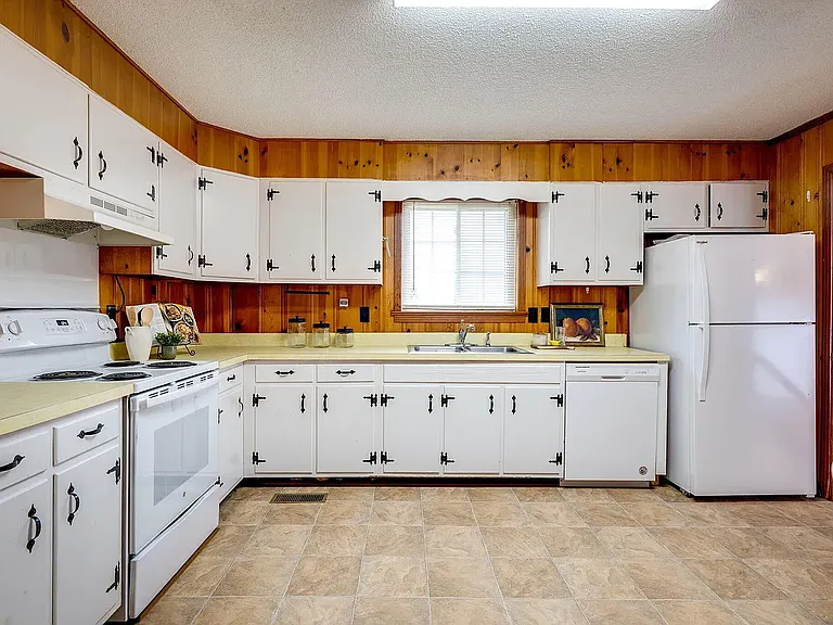 5709 Whittenberg St — Photo 4