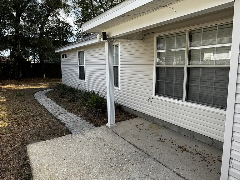 9184 Arand Dr — Photo 2