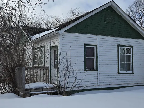 5105 50th Ave, Vegreville, AB T9C 1L9